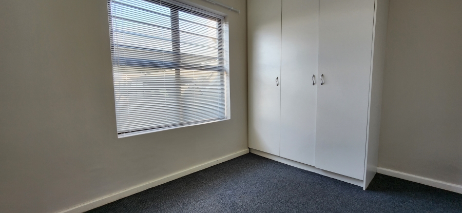 To Let 2 Bedroom Property for Rent in Vredekloof East Western Cape